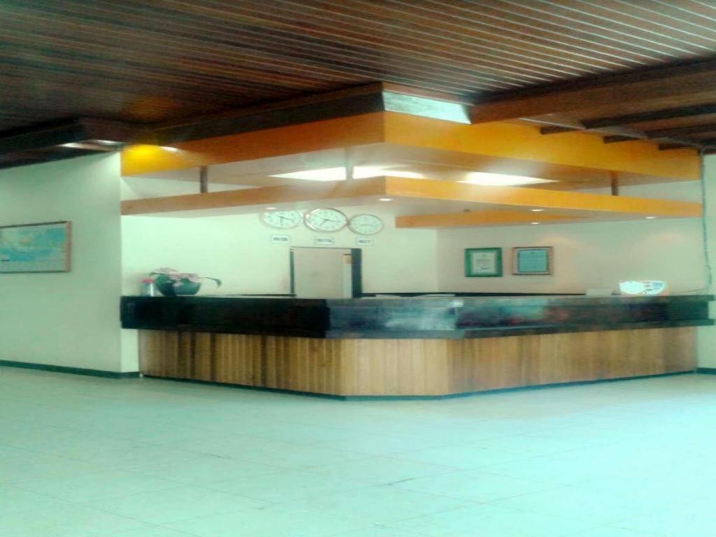 Serayu Hotel Timika Buitenkant foto