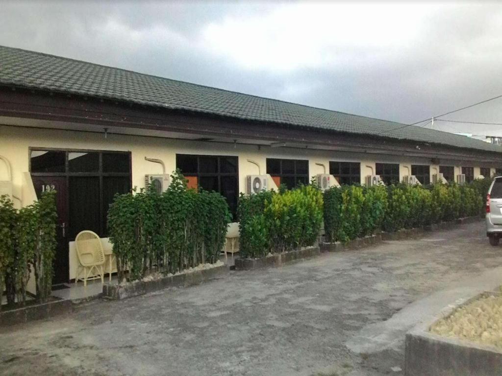 Serayu Hotel Timika Buitenkant foto
